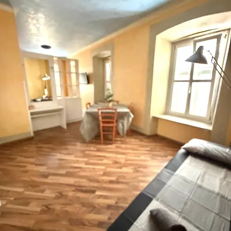 Diaz 10 Apartment